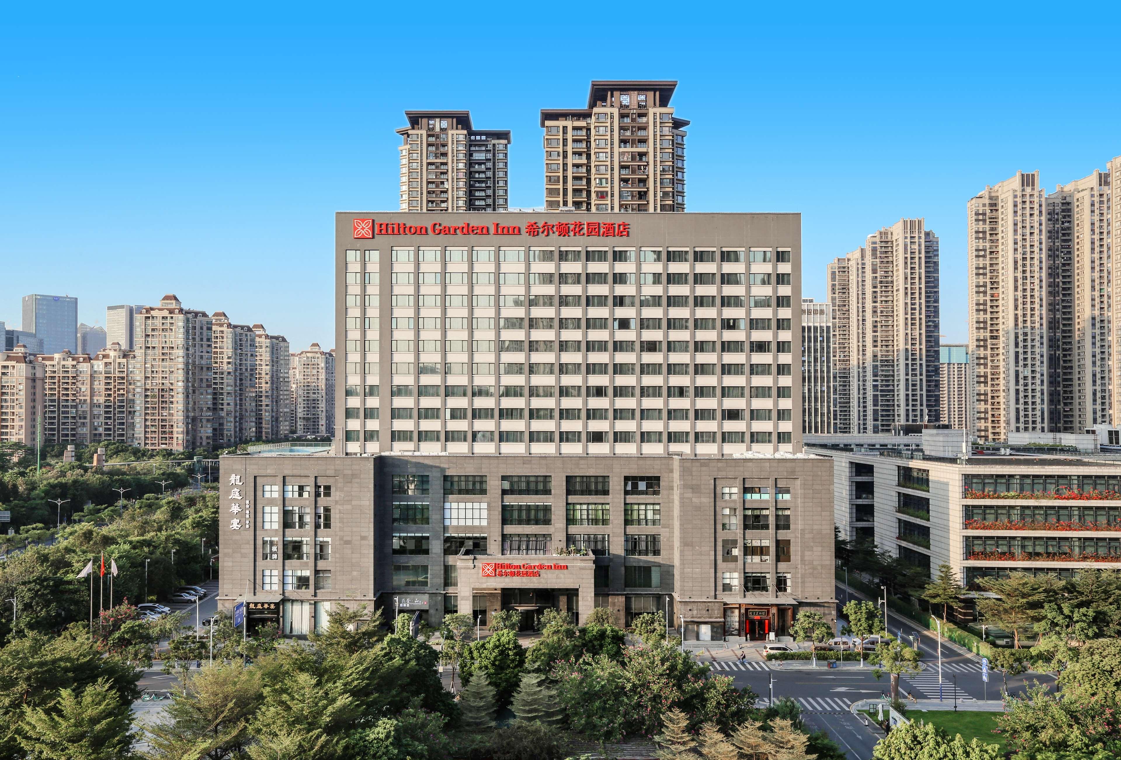 Hilton Garden Inn Foshan Exteriör bild